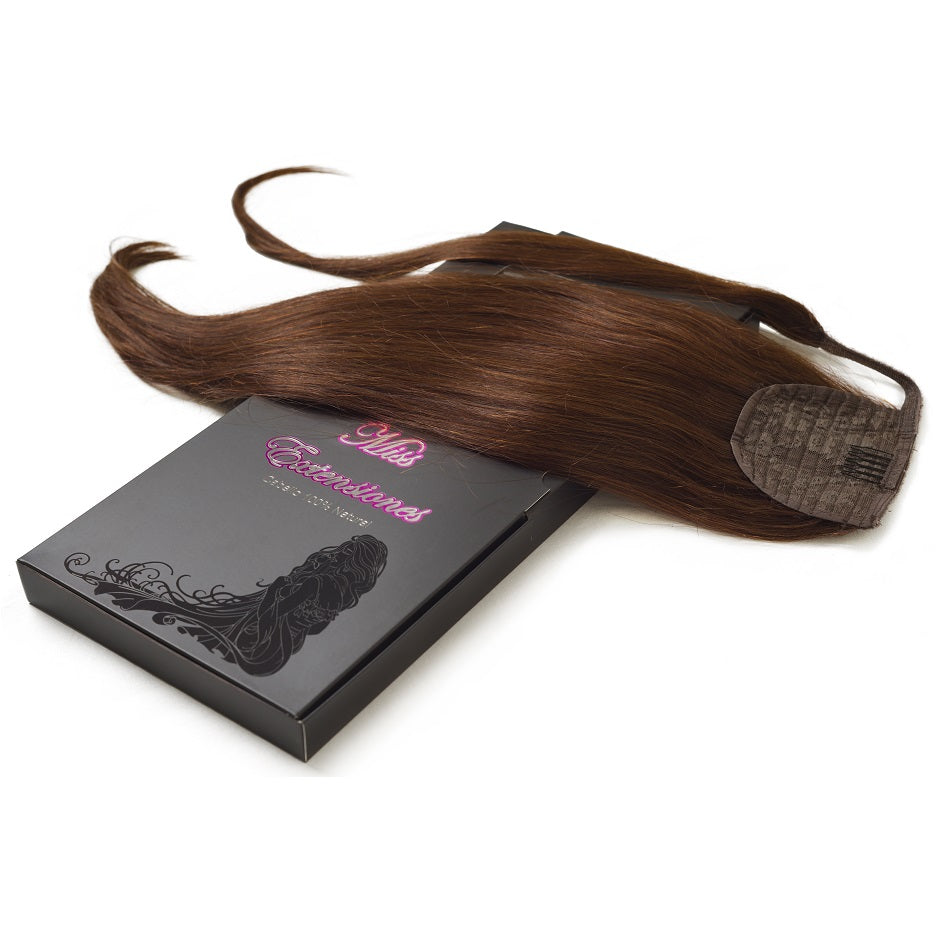 Peluca corta castaño con mechas cenizas